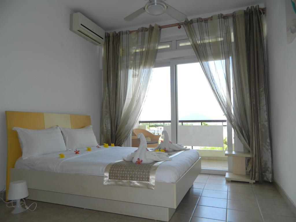 West Coast View Studios & Appartment Flic-en-Flacq Екстериор снимка