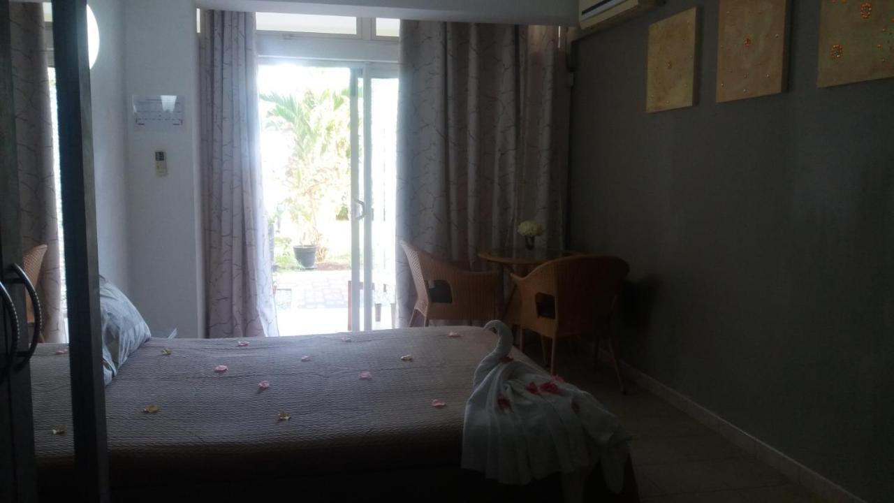 West Coast View Studios & Appartment Flic-en-Flacq Екстериор снимка