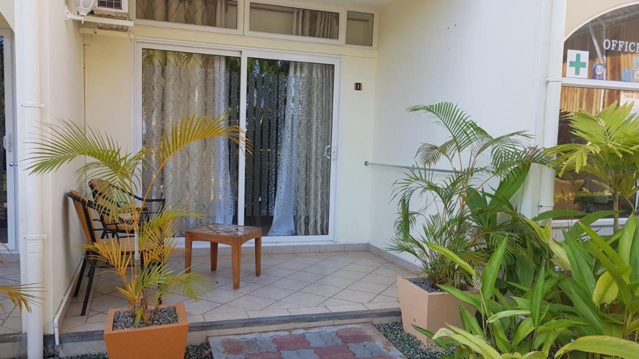 West Coast View Studios & Appartment Flic-en-Flacq Екстериор снимка