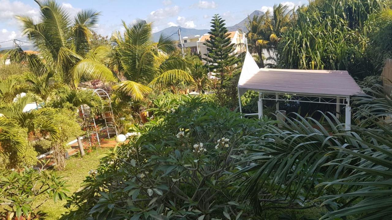 West Coast View Studios & Appartment Flic-en-Flacq Екстериор снимка
