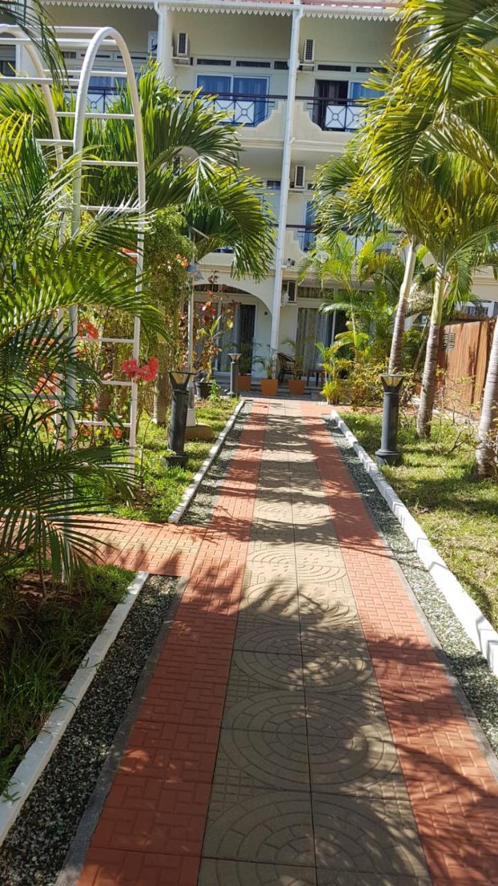 West Coast View Studios & Appartment Flic-en-Flacq Екстериор снимка